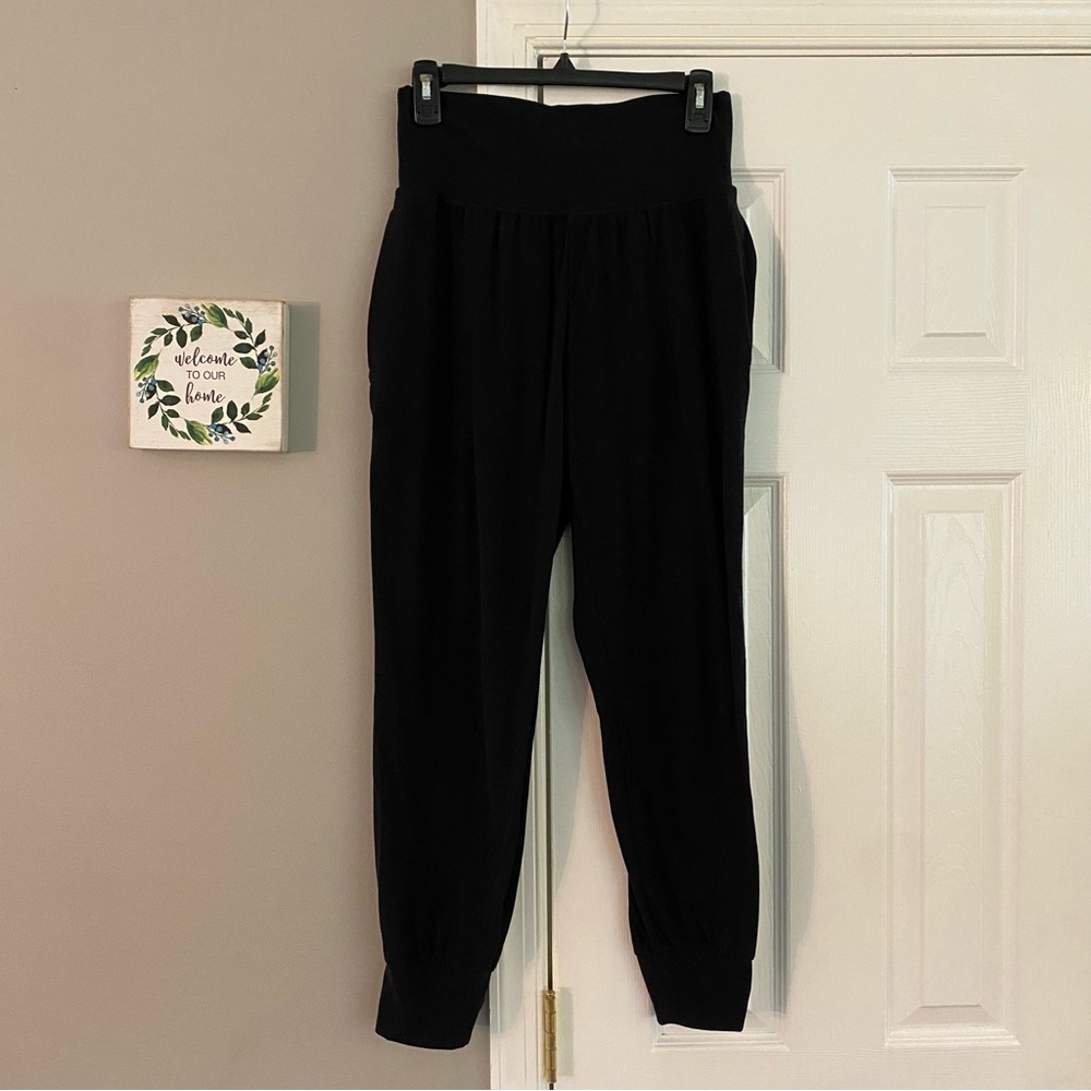 Athleta Salutation Jogger In Powervita Black Small Womens Athletic Pant